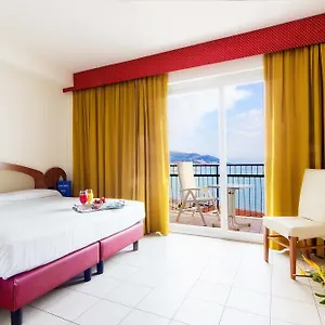 Piccolo Hotel Diano Marina